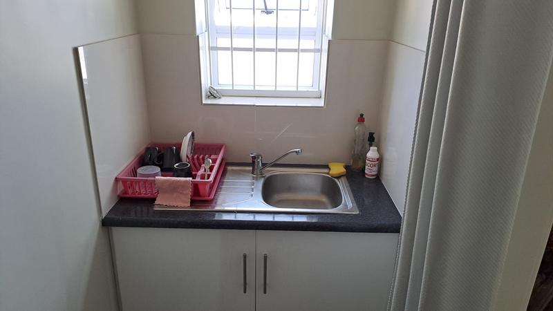 To Let commercial Property for Rent in Walmer Eastern Cape